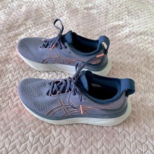 ASICS pure gel Nimbus 25 Hardly worn